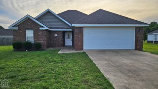 1313 Crepe Myrtle Dr, Jonesboro, AR 72405