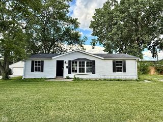 107 N  Boehning St, Indianapolis, IN 46219
