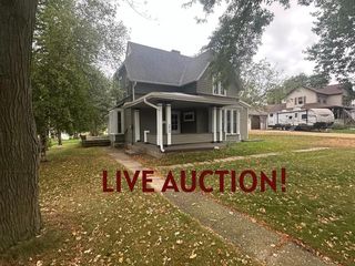 213 West Clarence Street, Dodgeville, WI 53533