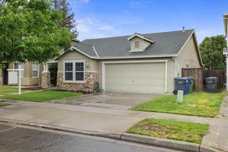 4082 Piccadilly Ln, Turlock, CA 95382