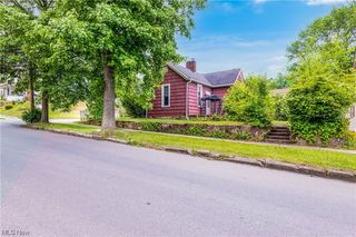 520 N  5th St, Cambridge, OH 43725