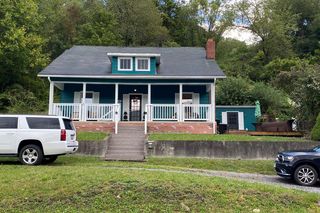 359 E  Main St, Appalachia, VA 24216