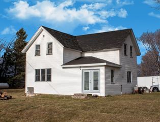 11969 150th St, Aredale, IA 50605