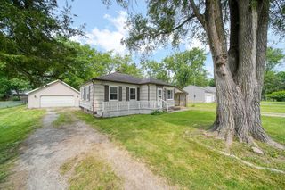3500 Harding Rd, Jackson, MI 49203