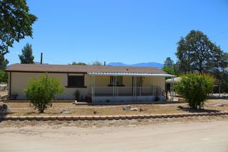 8 Quail Ln, Wofford Heights, CA 93285