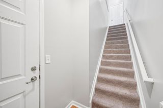 1040 Hartford Village Blvd, Columbus, OH 43228