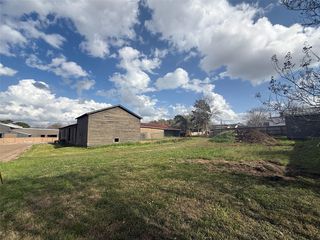 1702 S  Baylor St, Brenham, TX 77833