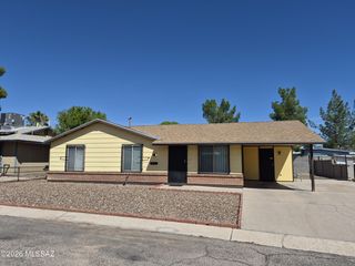 2530 W  Vereda De Gente, Tucson, AZ 85746