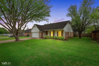 3144 Petite Dr, Bossier City, LA 71111