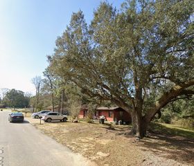 1221 Lake Dr #38, Cantonment, FL 32533