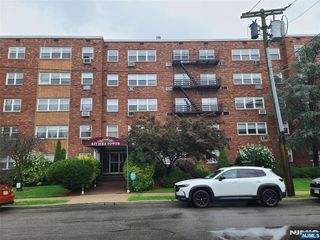 2200 Center Avenue #E6, Fort Lee, NJ 07024