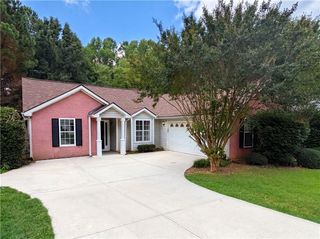 179 Rockport Dr, McDonough, GA 30253