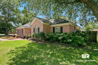 520 Juniper Place Dr, Foley, AL 36535