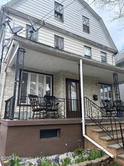 581 Carey Ave, Wilkes Barre, PA 18702