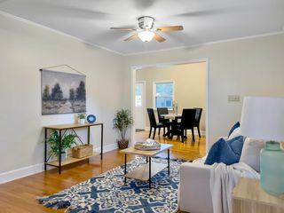 17 Riverdale Dr, Charleston, SC 29407