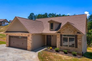 1811-1907 Lakewood Dr, Morristown, TN 37814