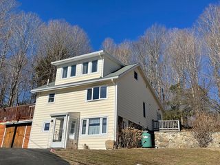 55 Cogswell Ave, Beverly, MA 01915