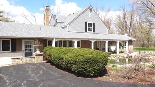 3711 Franklinville Rd, Woodstock, IL 60098