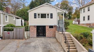285 High Street, Mystic, CT 06355