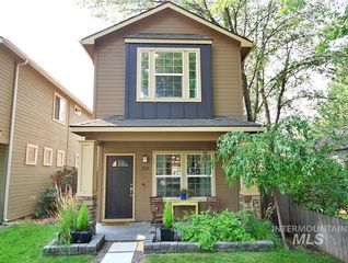 2109 N  34th St, Boise, ID 83703
