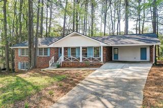 3553 Sandy Woods Ln, Stone Mountain, GA 30083