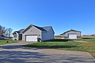 13819 Hoover Rd, Ashville, OH 43103