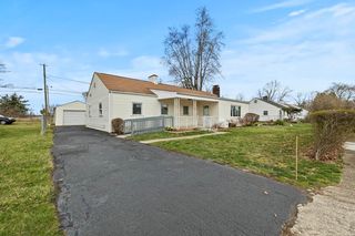 3186 E  12th Ave, Columbus, OH 43219