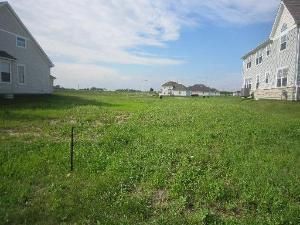 25724 Roundstone Ave #11, Plainfield, IL 60585