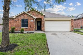 1019 Chelsea Ln, Forney, TX 75126