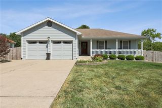 211 Dawn Ave, Belton, MO 64012