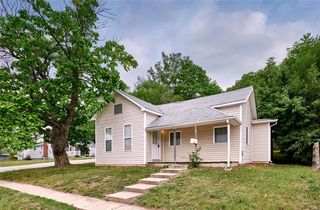 611 E  College St, Troy, MO 63379