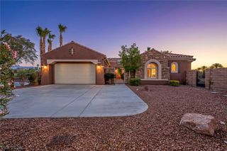 8324 Chapelle Ct, Las Vegas, NV 89131