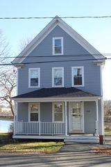210 Clinton St, Portsmouth, NH 03801