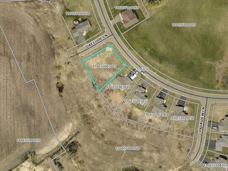 701 Daffodil Ave, Waverly, MN 55390