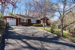 30 Patchogue Road, Sound Beach, NY 11789