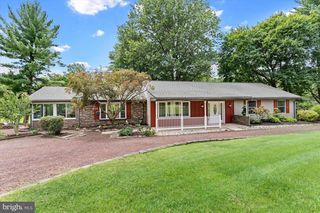 18 Wrangler Rd, Newark, DE 19711