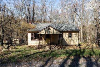 536 Circle Dr, Stanley, VA 22851