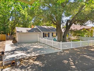 5126 Von Way, Carmichael, CA 95608