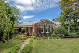 16 Lorraine Ave, Asheville, NC 28804