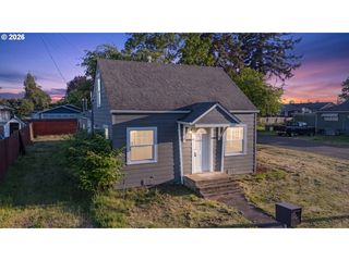 2010 1st Ave SE, Albany, OR 97321