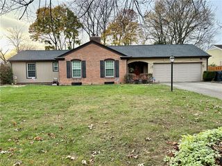 4148 Stratford Rd, Youngstown, OH 44512