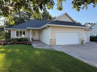 1601 Parkplace Ct, Abilene, KS 67410