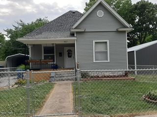 907 S  Case St, Carthage, MO 64836