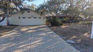 742 Edgemere Ln, Sarasota, FL 34242