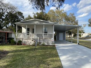Maitland, Leesburg, FL 34748