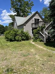 57 Summer St #2, Peterborough, NH 03458