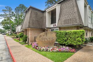 12633 Memorial Dr #83, Houston, TX 77024