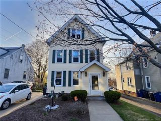 1082 Townsend Avenue, New Haven, CT 06512