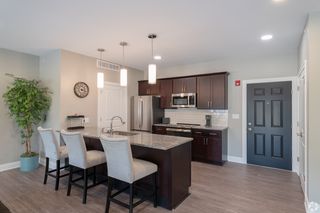 5877 Main St #2B-2Ba-1300Sqft, Buffalo, NY 14221