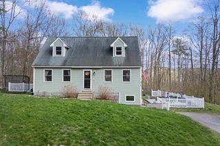 345 Davison Road, Henniker, NH 03242